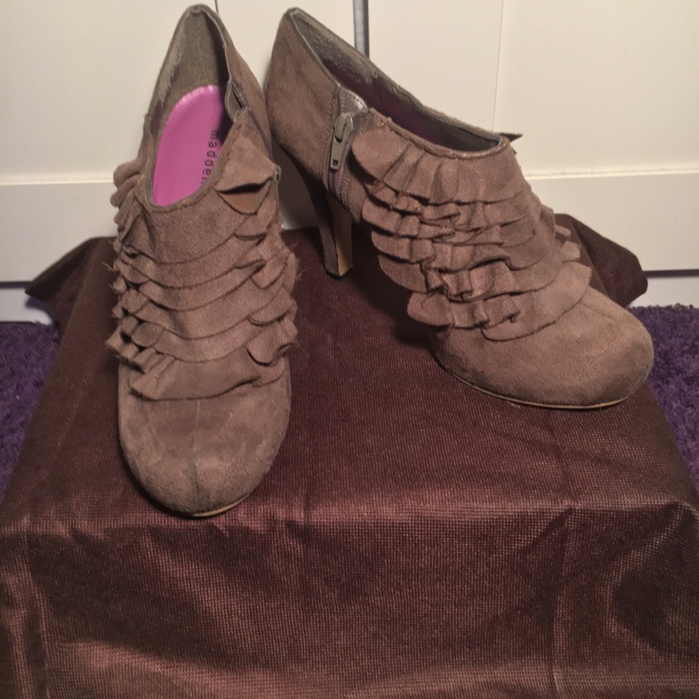 Ankle boots